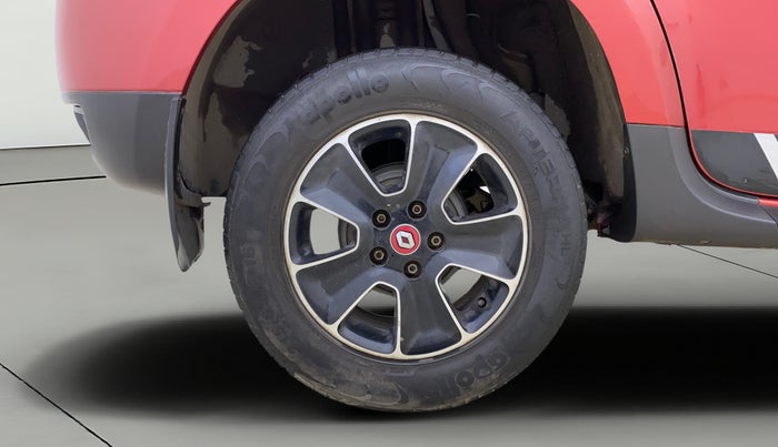 2018 Renault Duster RXS CVT, Petrol, Automatic, 32,660 km, Right Rear Wheel