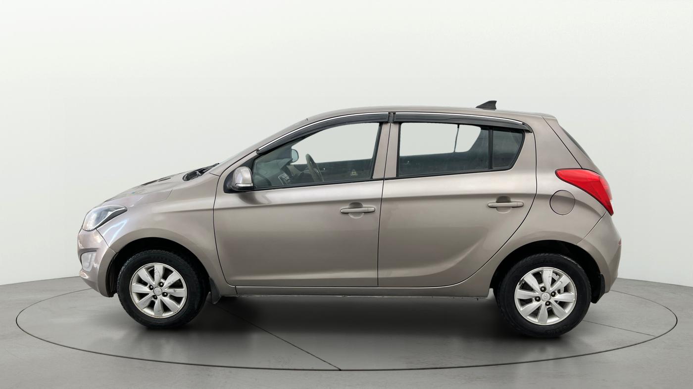 2014 Hyundai i20 SPORTZ 1.2, Petrol, Manual, 69,911 km, Left Side