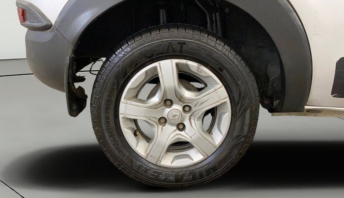 2022 Renault TRIBER RXT LIMITED EDITION, Petrol, Manual, 82,043 km, Right Rear Wheel