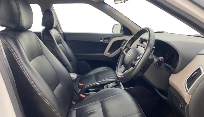 2017 Hyundai Creta SX PLUS AT 1.6 PETROL, Petrol, Automatic, 1,08,638 km, Right Side Front Door Cabin