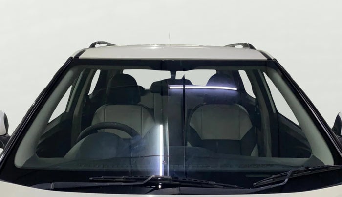 2021 Mahindra XUV300 W6 1.5 DIESEL AMT, Diesel, Automatic, 94,572 km, Front Windshield