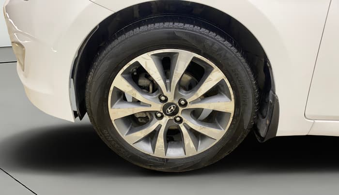 2015 Hyundai Verna FLUIDIC 1.6 VTVT SX, Petrol, Manual, 51,445 km, Left Front Wheel