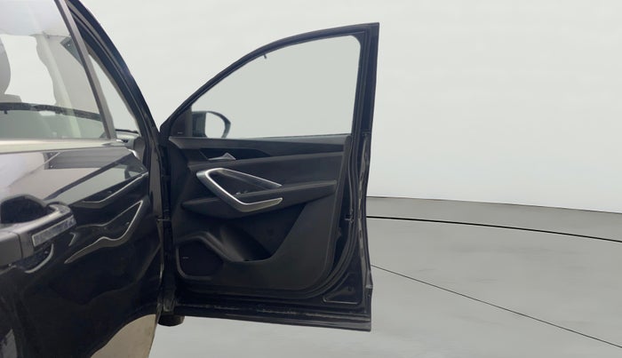 2020 MG HECTOR SHARP HYBRID 1.5 PETROL, Petrol, Manual, 38,345 km, RHS Front Door