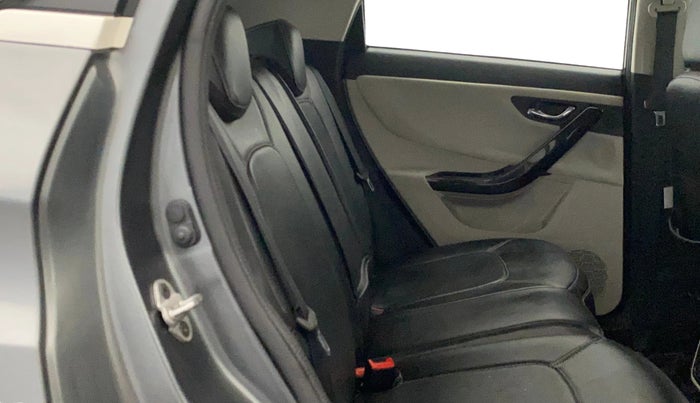 2023 Tata NEXON XZ PLUS PETROL SUNROOF, Petrol, Manual, 58,364 km, Right Side Rear Door Cabin