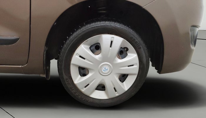 2014 Maruti Wagon R 1.0 VXI, Petrol, Manual, 68,259 km, Right Front Wheel