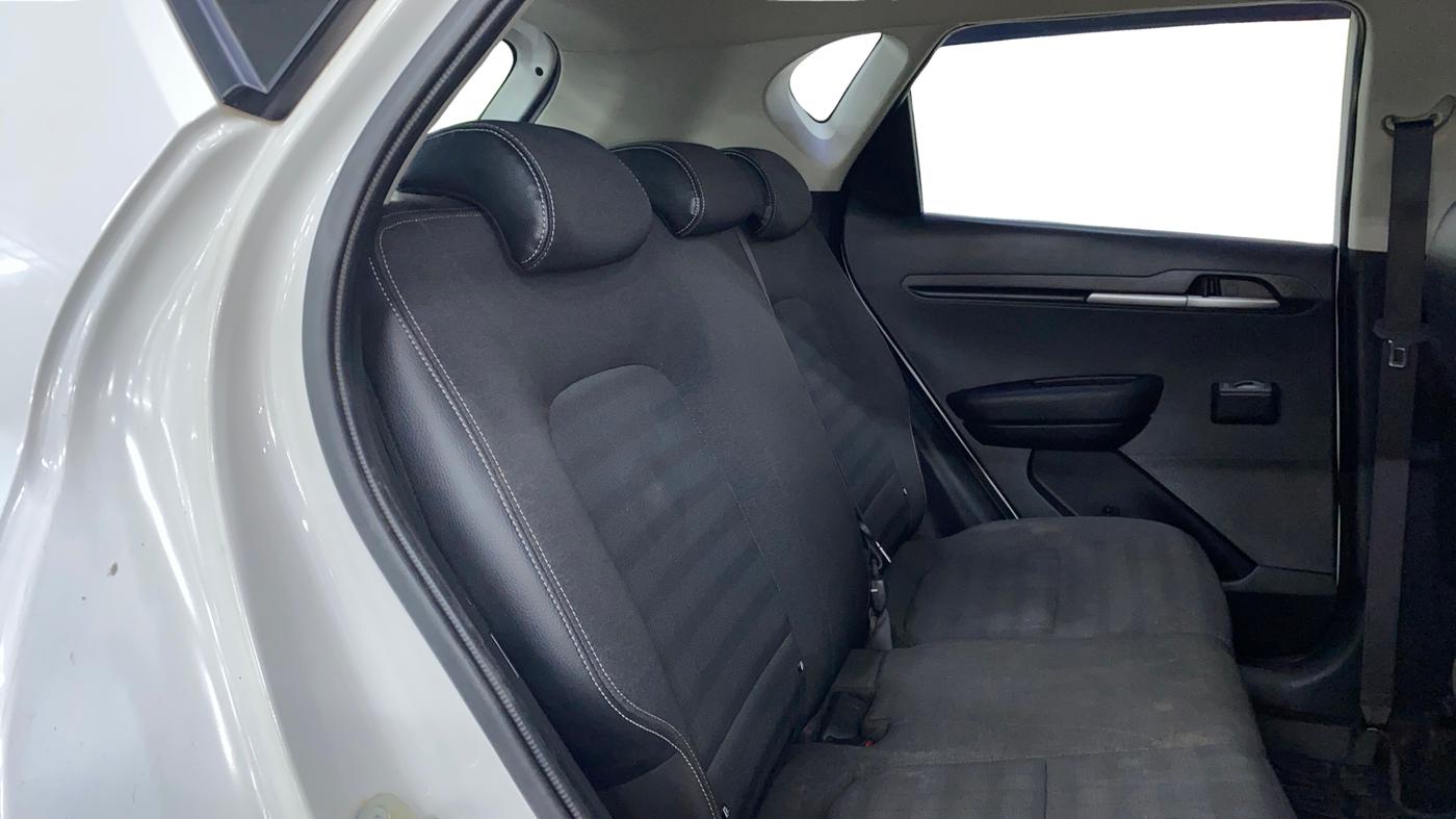 2023 KIA SONET  HTE 1.5 DIESEL IMT , Diesel, Manual, 45,477 km, Right Side Rear Door Cabin