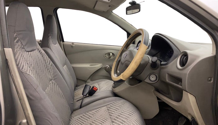 2015 Datsun Go Plus T, Petrol, Manual, 83,115 km, Right Side Front Door Cabin