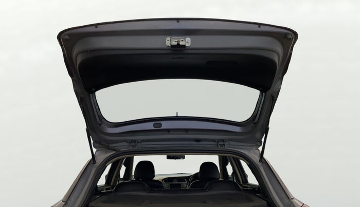 2019 Hyundai Elite i20 SPORTZ PLUS 1.2, Petrol, Manual, 72,539 km, Boot Door Open