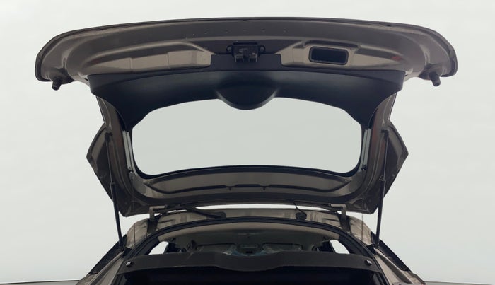 2022 Nissan Kicks XV 1.5, Petrol, Manual, 53,470 km, Boot Door Open