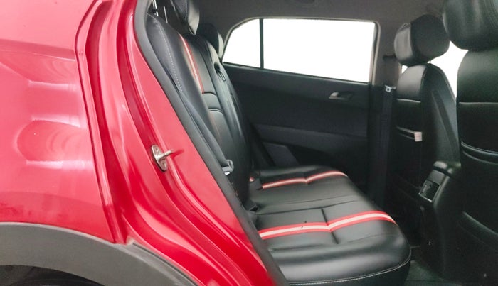 2017 Hyundai Creta SX PLUS 1.6 DIESEL, Diesel, Manual, 1,20,845 km, Right Side Rear Door Cabin