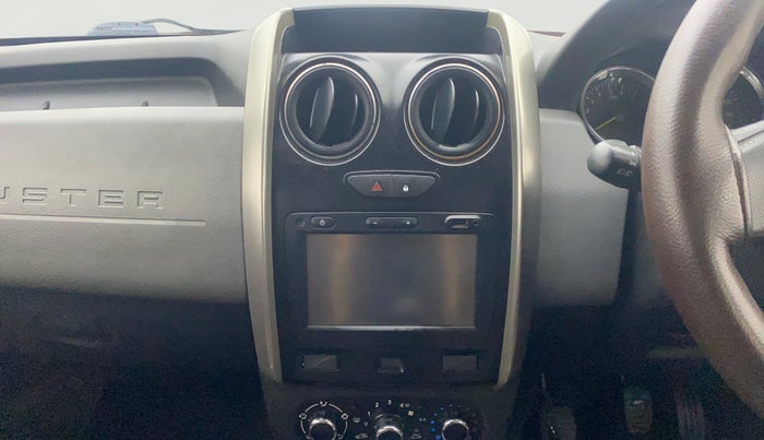 2017 Renault Duster 85 PS RXS MT DIESEL, Diesel, Manual, 1,43,991 km, Air Conditioner