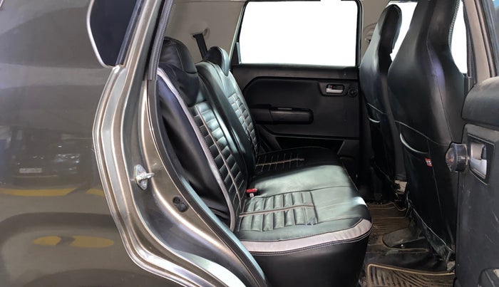 2021 Maruti New Wagon-R ZXI 1.2 AMT, Petrol, Automatic, 11,098 km, Right Side Rear Door Cabin