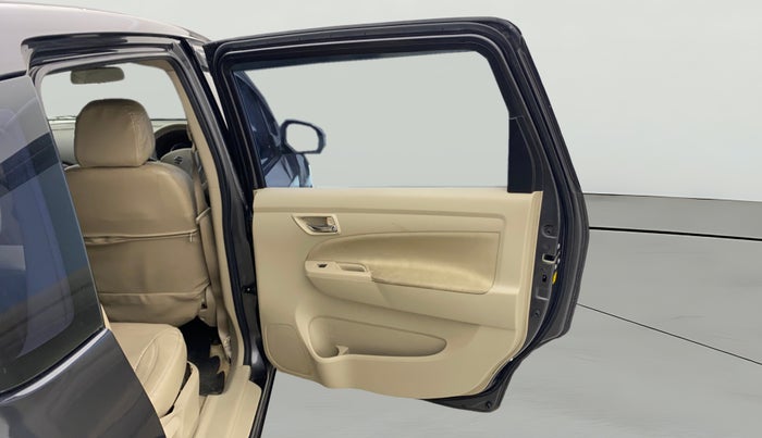 2017 Maruti Ertiga ZXI+, Petrol, Manual, 1,49,740 km, RHS Rear Door