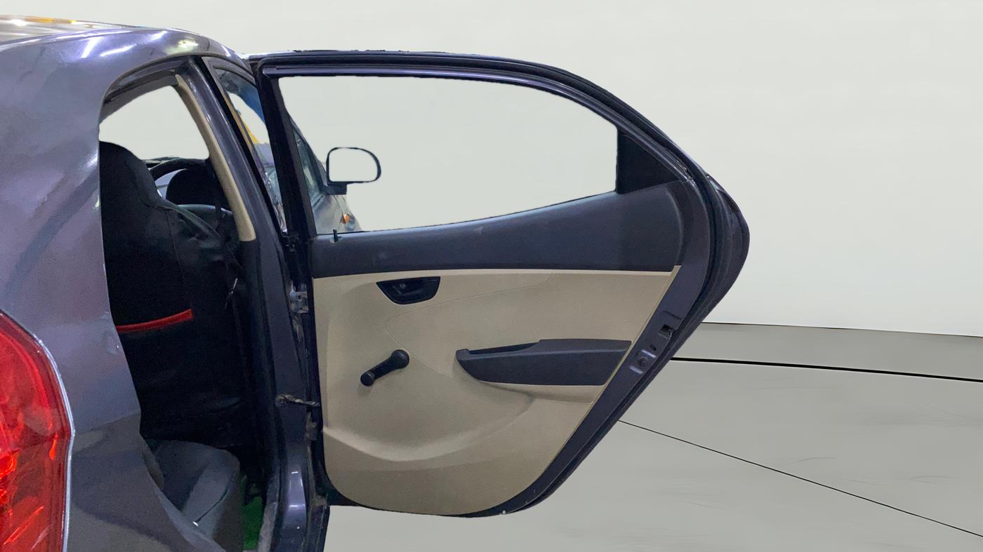 2016 Hyundai Eon ERA +, Petrol, Manual, 39,472 km, RHS Rear Door