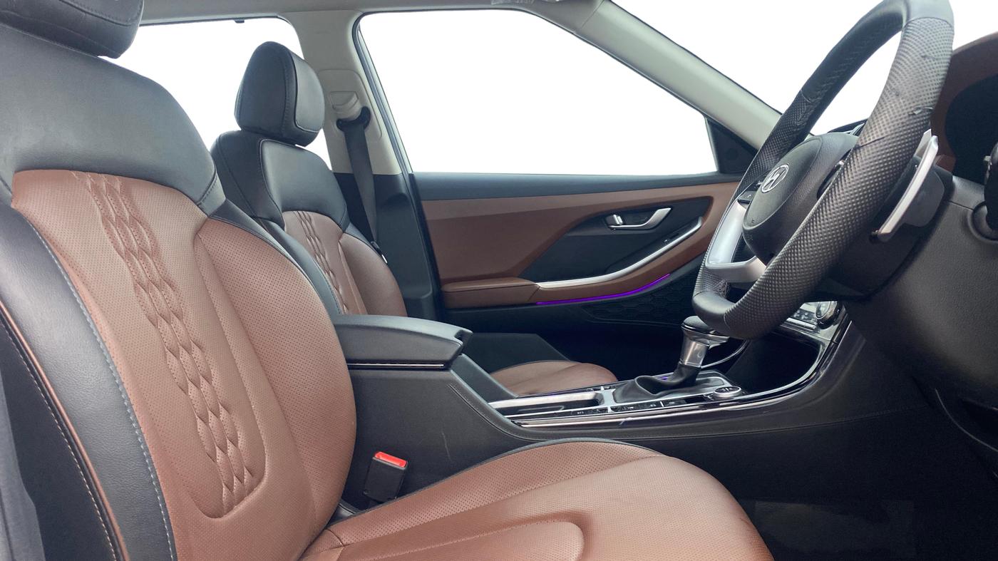 2023 Hyundai ALCAZAR 1.5 SIGNATURE (O) AT 6STR, Diesel, Automatic, 71,625 km, Right Side Front Door Cabin