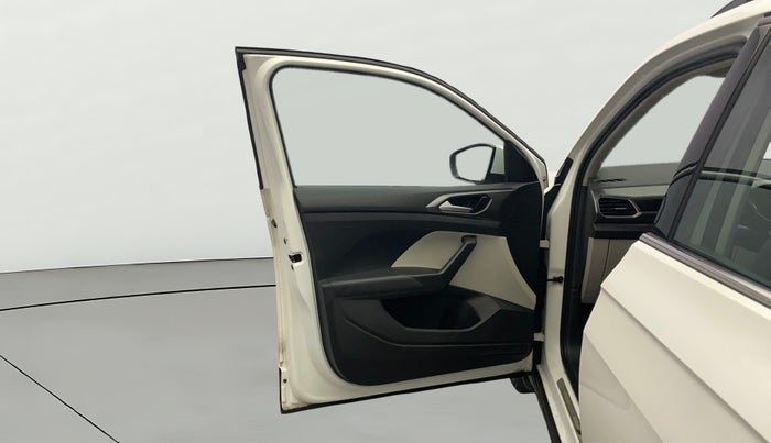 2021 Volkswagen TAIGUN TOPLINE 1.0 TSI MT, Petrol, Manual, 91,658 km, LHS Front Door