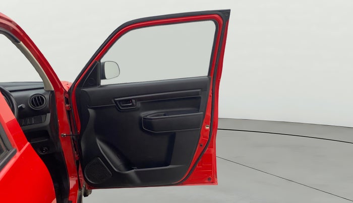 2020 Maruti S PRESSO VXI, Petrol, Manual, 39,608 km, RHS Front Door