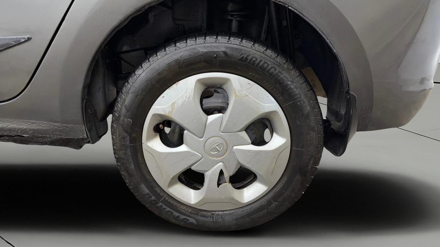 2022 Tata TIGOR XZ CNG, CNG, Manual, 78,340 km, Left Rear Wheel