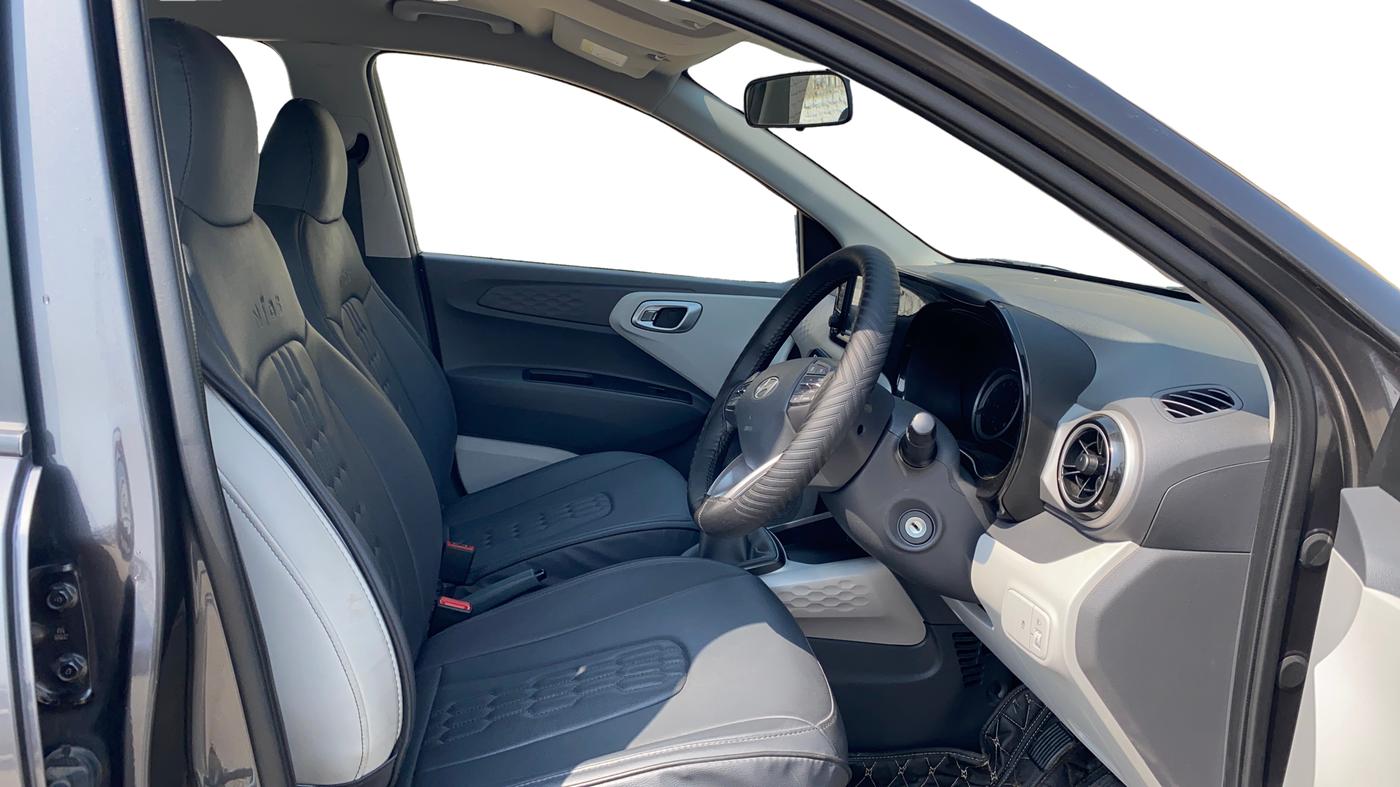 2024 Hyundai GRAND I10 NIOS SPORTZ 1.2 KAPPA VTVT, Petrol, Manual, 4,302 km, Right Side Front Door Cabin