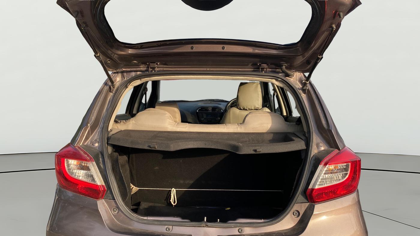 2018 Tata Tiago XZ PETROL, Petrol, Manual, 27,226 km, Boot Open Zoomed View