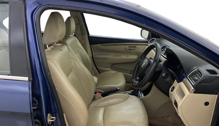 2019 Maruti Ciaz ALPHA  AT 1.5 SHVS PETROL, Petrol, Automatic, 36,583 km, Right Side Front Door Cabin