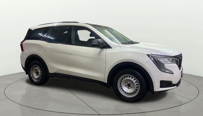 2023 Mahindra XUV700 MX P MT 5 STR, Petrol, Manual, 55,482 km, SRP