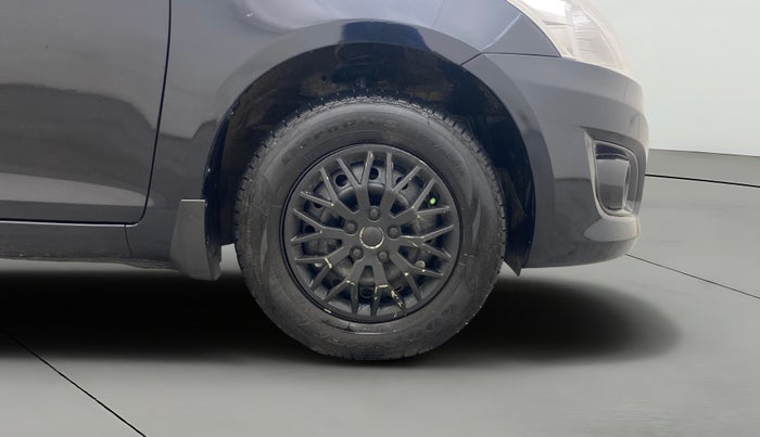 2013 Maruti Swift Dzire VXI, Petrol, Manual, 66,792 km, Right Front Wheel