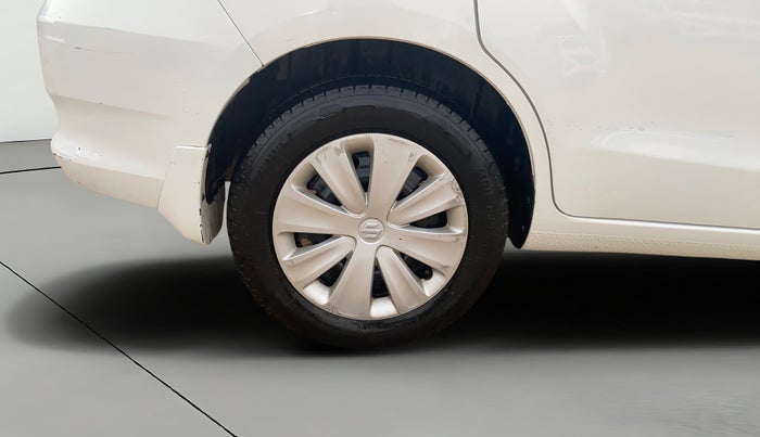 2017 Maruti Ertiga VXI, Petrol, Manual, 73,188 km, Right Rear Wheel