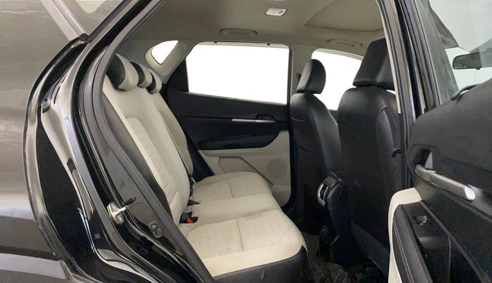 2023 KIA SONET HTX 1.0 IMT, Petrol, Manual, 7,511 km, Right Side Rear Door Cabin