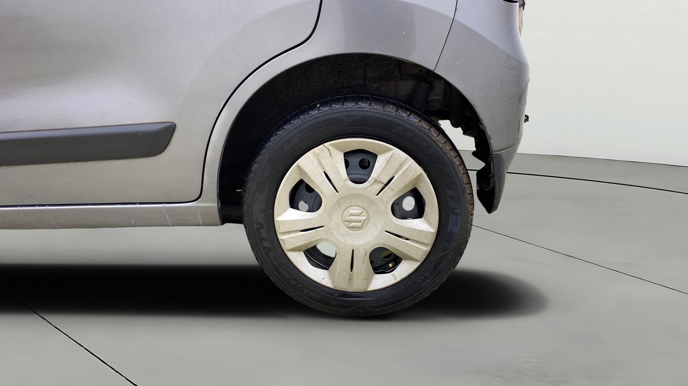 2016 Maruti Wagon R 1.0 VXI AMT, Petrol, Automatic, 31,016 km, Left Rear Wheel