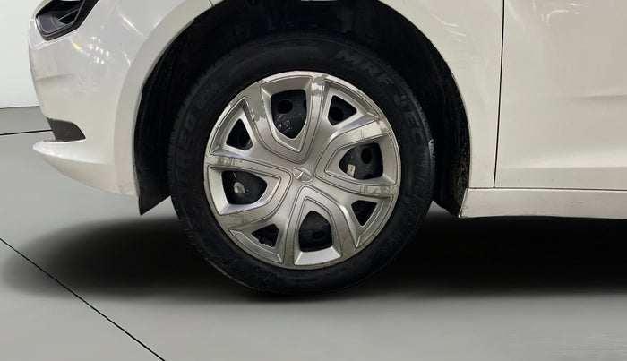 2023 Tata ALTROZ XM PLUS SUNROOF CNG, CNG, Manual, 25,460 km, Left Front Wheel