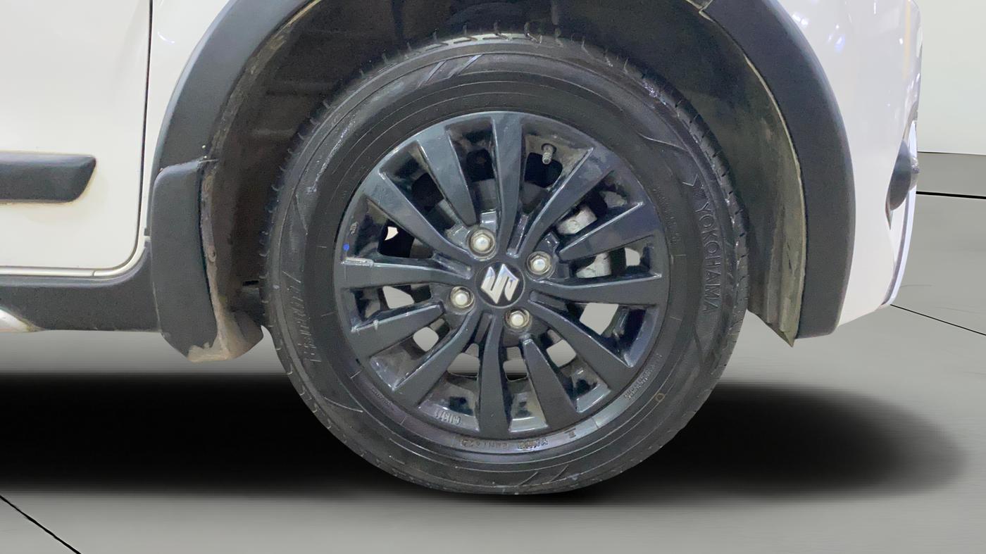 2025 Maruti New Wagon-R ZXI PLUS 1.2 AMT, Petrol, Automatic, 1,943 km, Right Front Wheel