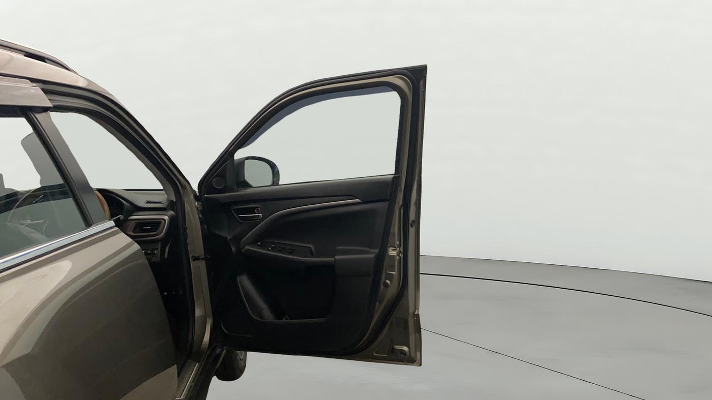 2024 Maruti BREZZA LXI, Petrol, Manual, 35,047 km, RHS Front Door