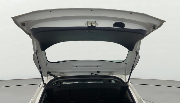 2023 KIA SELTOS  HTK PLUS 1.5 DIESEL IMT, Diesel, Manual, 54,097 km, Boot Door Open