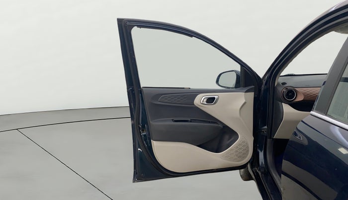 2023 Hyundai AURA SX 1.2 CNG, CNG, Manual, 34,413 km, LHS Front Door