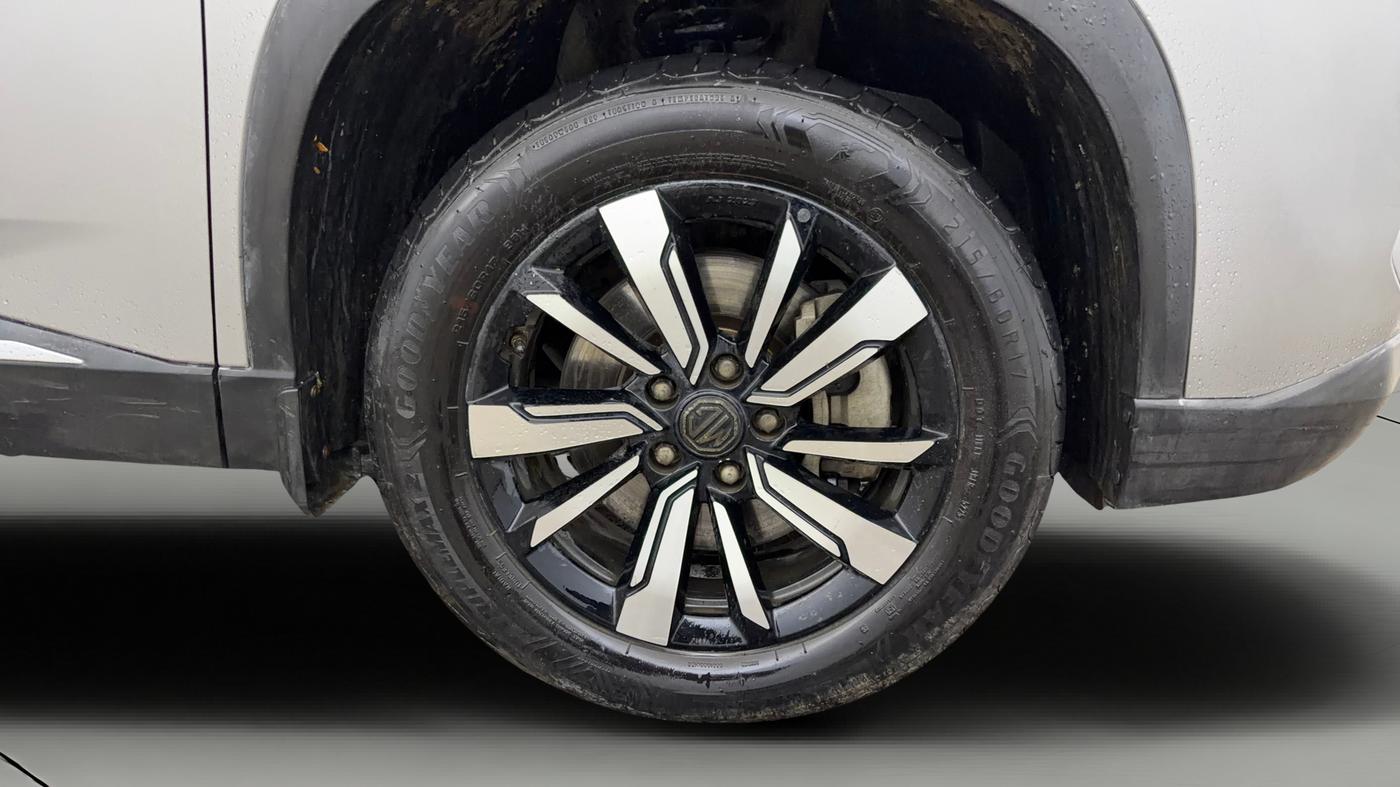 2020 MG HECTOR SHARP 1.5 DCT PETROL, Petrol, Automatic, 34,617 km, Right Front Wheel