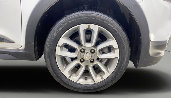 2017 Hyundai i20 Active 1.2 SX, Petrol, Manual, 74,478 km, Right Front Wheel