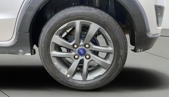 2020 Ford FREESTYLE TITANIUM PLUS 1.2 PETROL, Petrol, Manual, 95,186 km, Left Rear Wheel