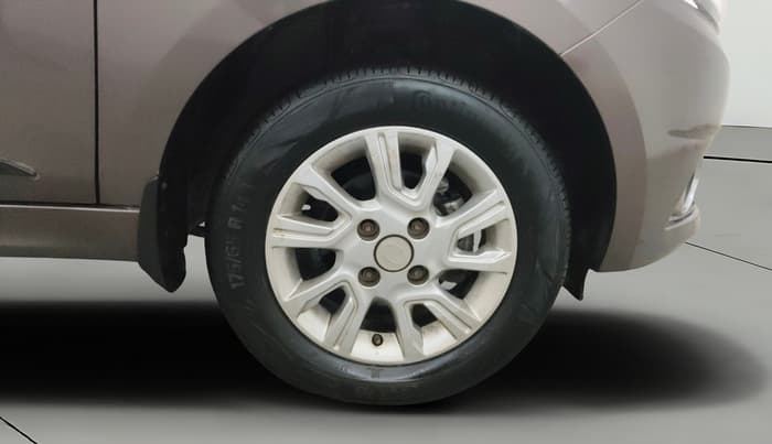 2018 Tata Tiago XZA PETROL, Petrol, Automatic, 27,036 km, Right Front Wheel