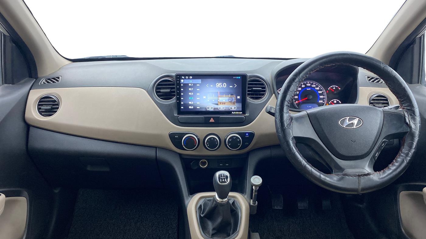 2014 Hyundai Grand i10 SPORTZ 1.2 KAPPA VTVT, Petrol, Manual, 58,729 km, Dashboard