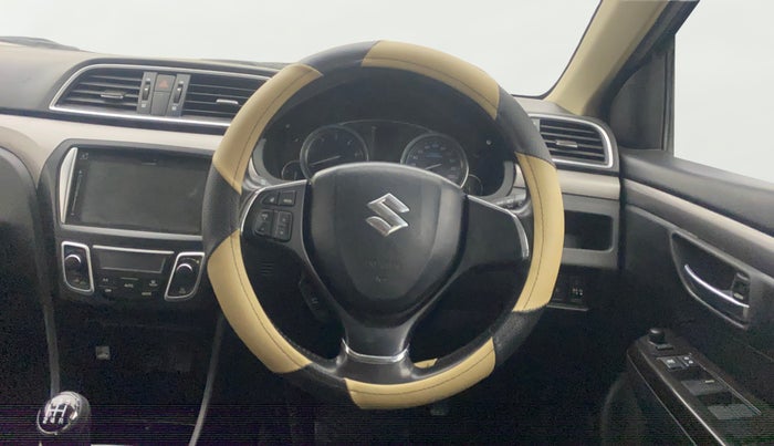 2017 Maruti Ciaz S DIESEL 1.3, Diesel, Manual, 40,820 km, Steering Wheel Close Up