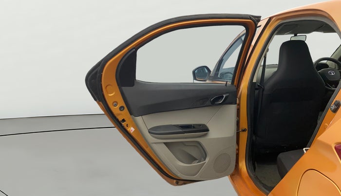 2018 Tata Tiago XM PETROL, Petrol, Manual, 38,194 km, LHS Rear Door