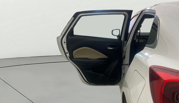 2025 Toyota Glanza V AMT, Petrol, Automatic, 8,878 km, LHS Rear Door