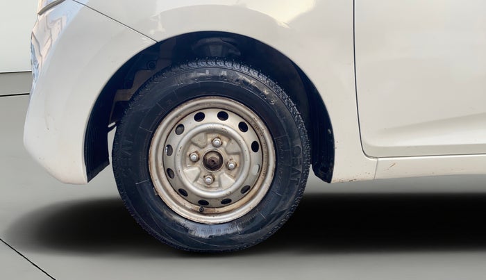 2014 Hyundai Eon ERA +, Petrol, Manual, 69,866 km, Left Front Wheel