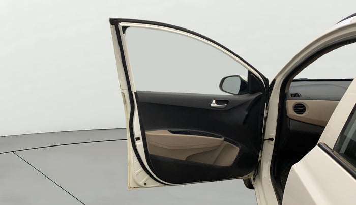 2018 Hyundai Grand i10 SPORTZ 1.2 KAPPA VTVT, CNG, Manual, 35,647 km, LHS Front Door