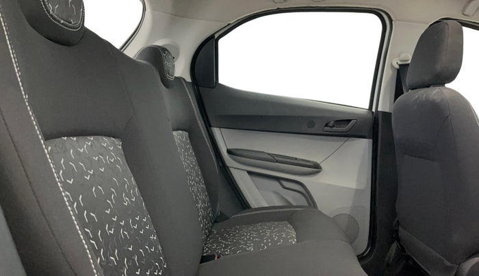 2023 Tata Tiago XT (O) PETROL, Petrol, Manual, 15,127 km, Right Side Rear Door Cabin