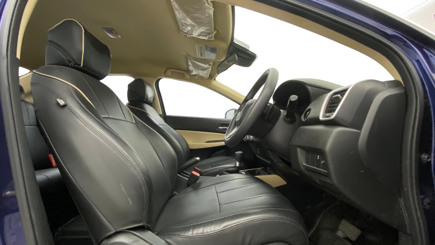 2023 Honda City 1.5L I-VTE V CVT, Petrol, Automatic, 38,561 km, Right Side Front Door Cabin
