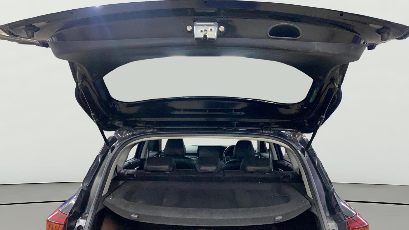 2020 KIA SELTOS HTX 1.5 PETROL, Petrol, Manual, 26,053 km, Boot Door Open