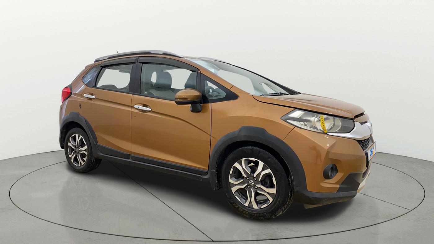 2017 Honda WR-V 1.5L I-DTEC VX MT, Diesel, Manual, 1,50,022 km, Right Front Diagonal