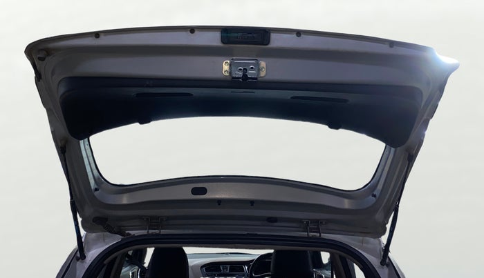 2015 Hyundai Elite i20 SPORTZ 1.2, Petrol, Manual, 20,004 km, Boot Door Open